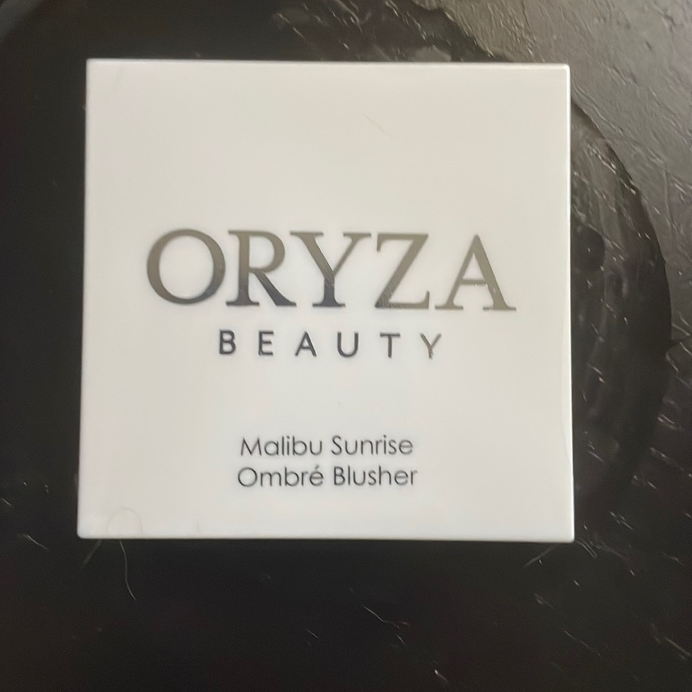 Oryza beauty blusher